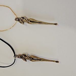 2/$10 Scoop necklace